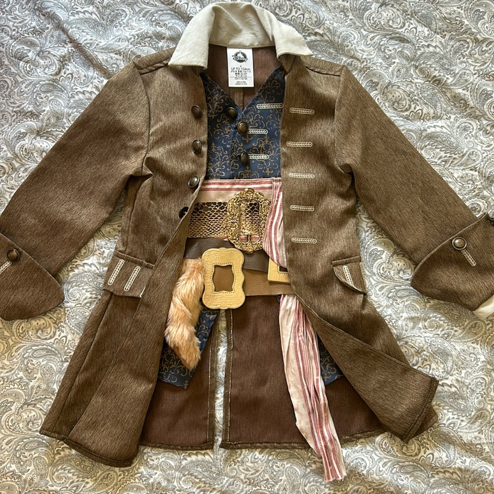 Disney Pirate Costume Top 4